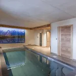 In With Heated Pool Ле дез Альп