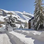 In With Heated Pool Шале