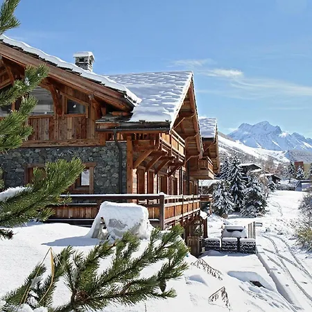 In With Heated Pool Chalet