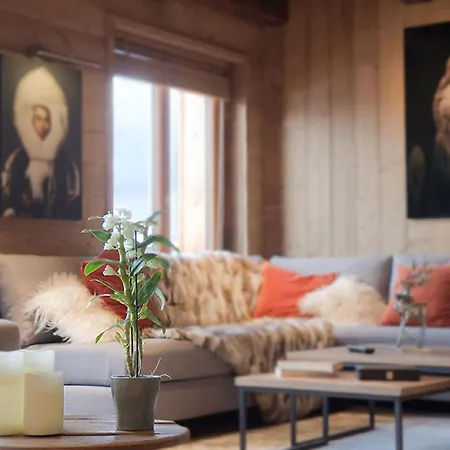 In With Heated Pool 샬레