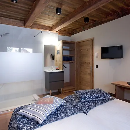 In With Heated Pool 샬레