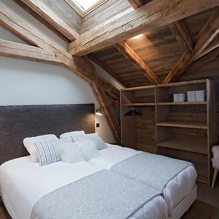 Chalet In With Heated Pool