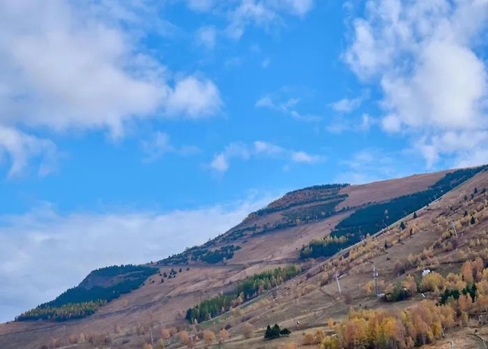 In With Heated Pool Ле дез Альп